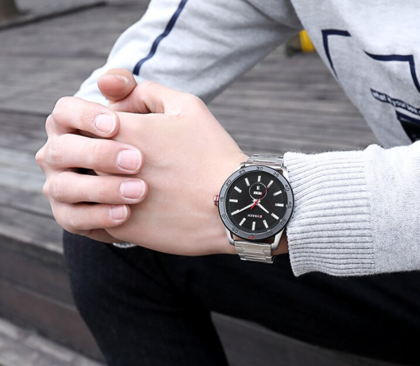 NAJLEPŠIE KOVOVÉ HODINKY