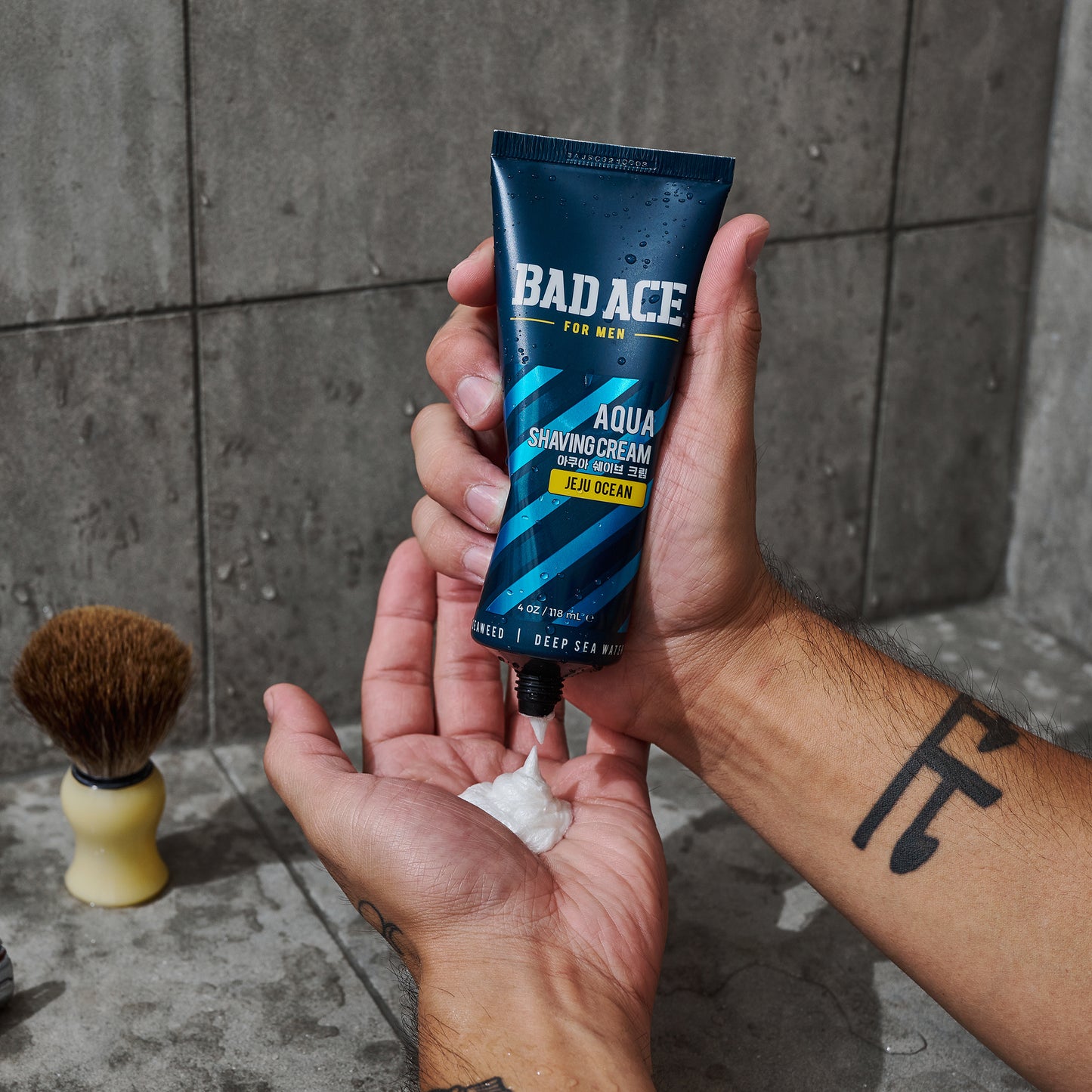 Sada na holenie s príchuťou morskej vody a starostlivosť o pleť