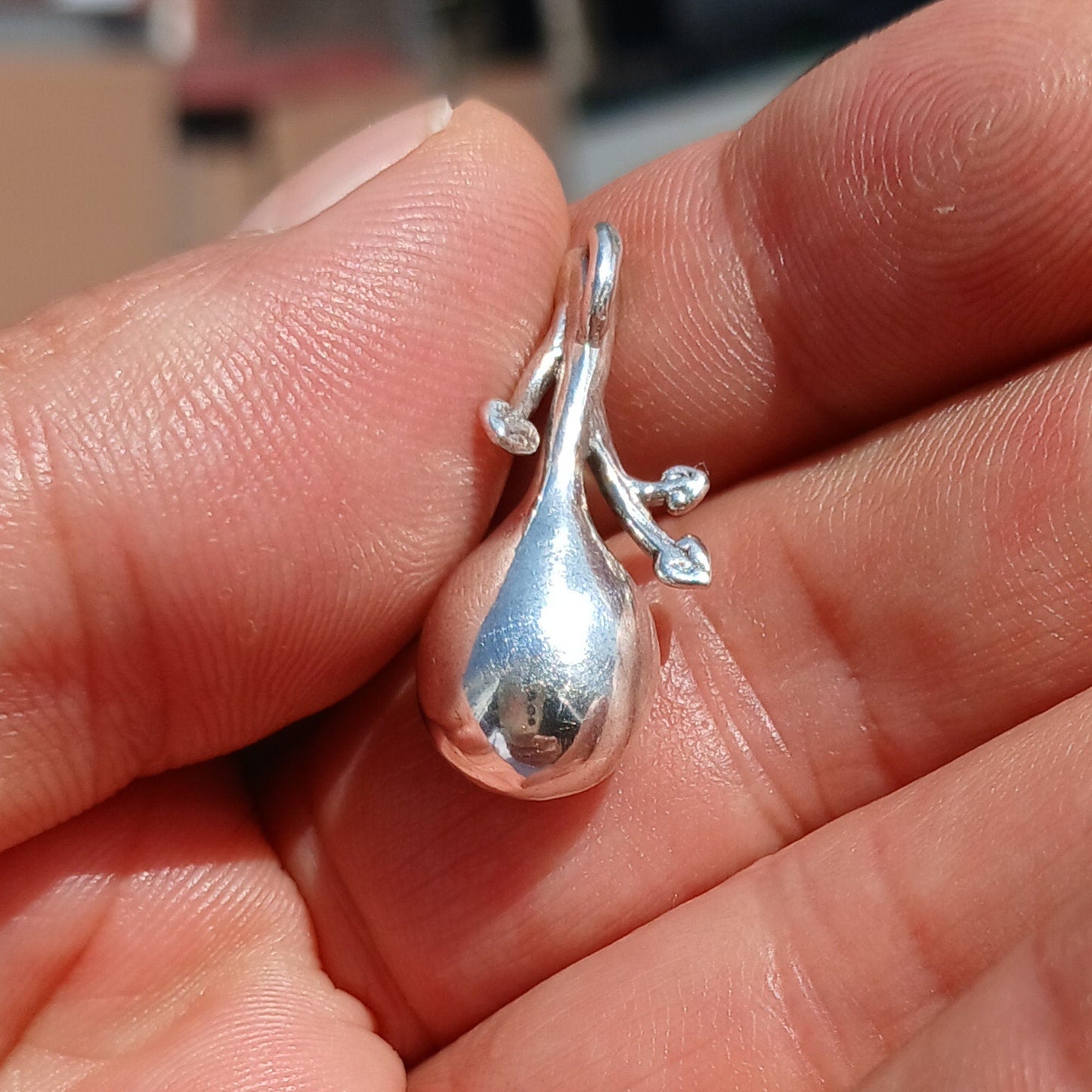 Krásny diopsidový prívesok, prívesok s čiernou hviezdou, prívesok s listom, mincový strieborný