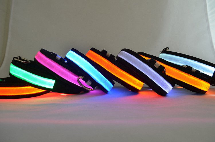 LED svietiaci obojok pre psa