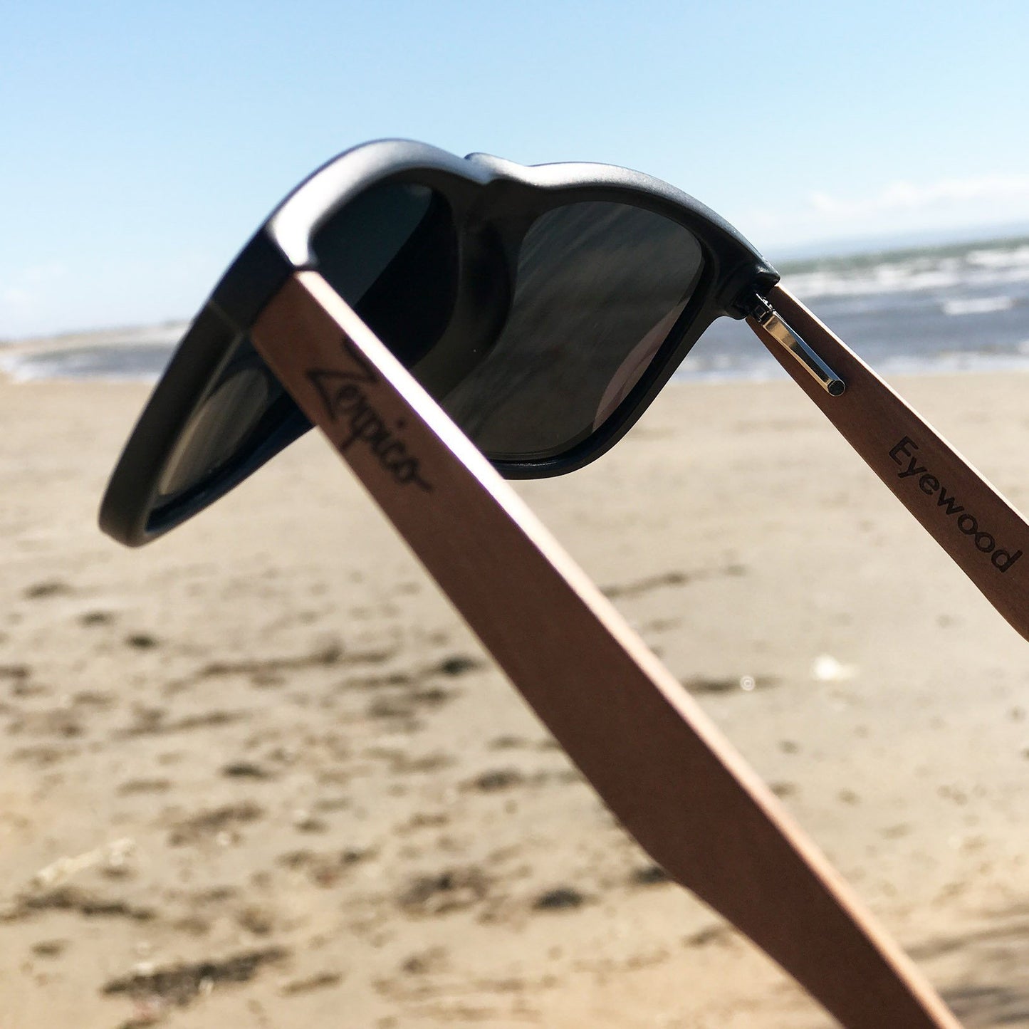 Slnečné okuliare Eyewood Wayfarer - Pitch Black